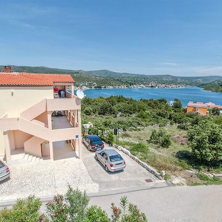 Apartment Mujan Podglavica エクステリア 写真