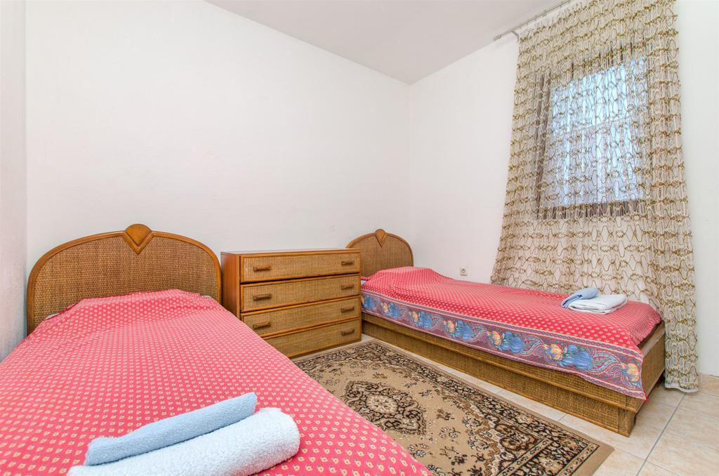 Apartment Mujan Podglavica エクステリア 写真